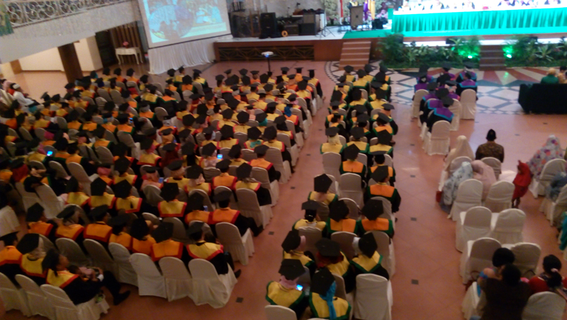 Wisuda STIENAS Banjarmasin